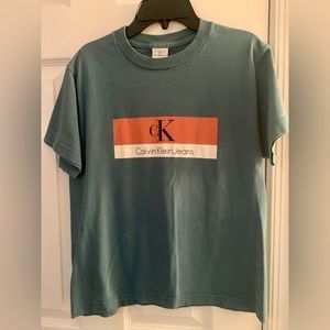 Rare Calvin Klein Vintage 90s Tee in Size Medium Dark Bluish Green Unisex